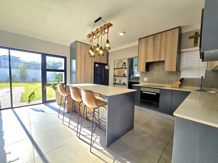 4 Bedroom Property for Sale in Melodie North West